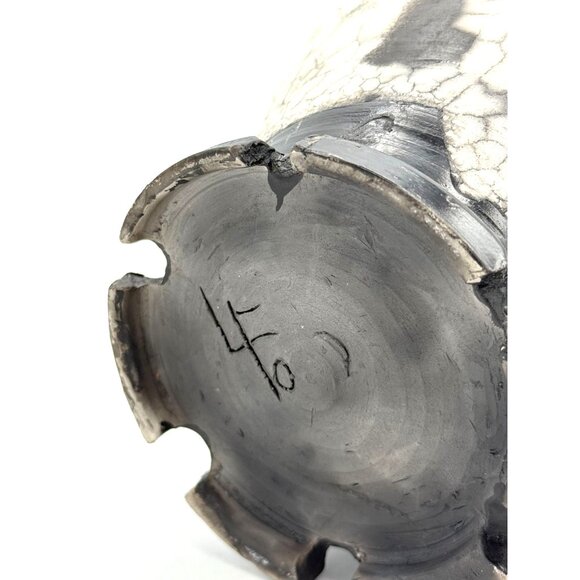 Hikari Raku Pottery Hand Made Horse Hair Design Bow/ Vase /Signed - Picture 7 of 7